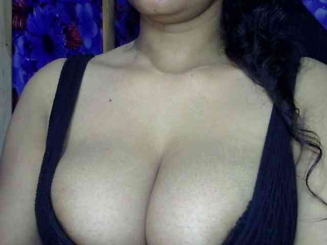 Nusrat-Mimi webcam