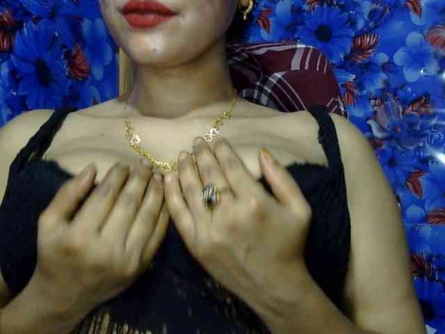 Nusrat-Mimi webcam