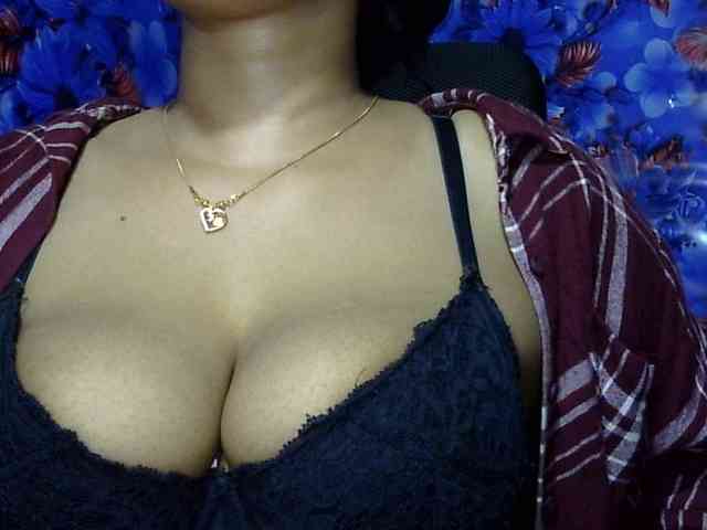 Nusrat-Mimi webcam
