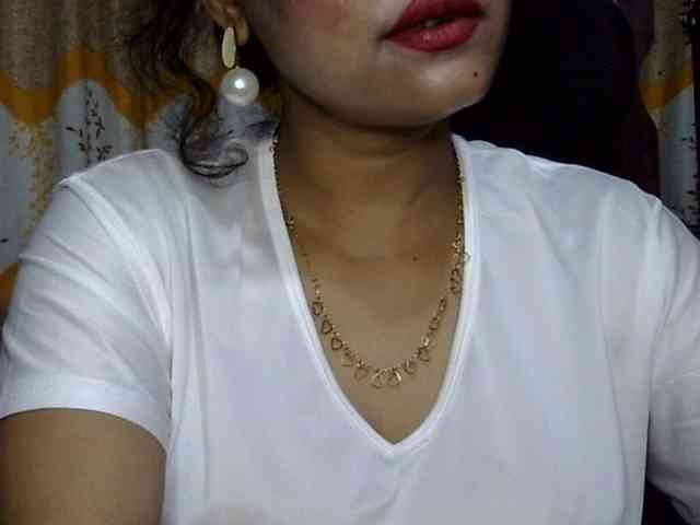 Nusrat-Mimi webcam