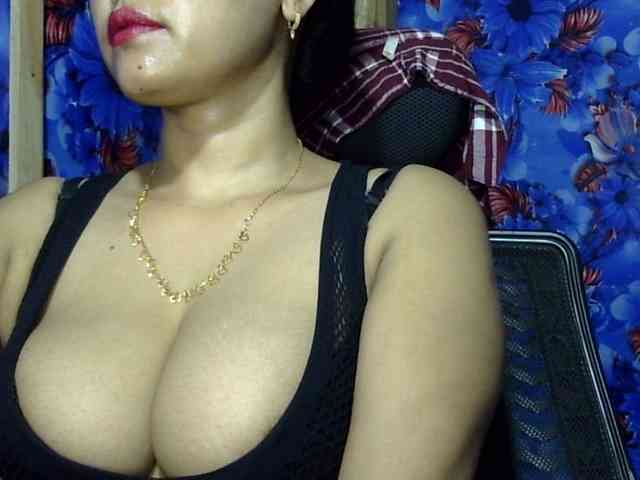 Nusrat-Mimi webcam