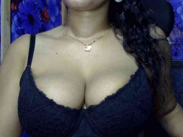 Nusrat-Mimi webcam