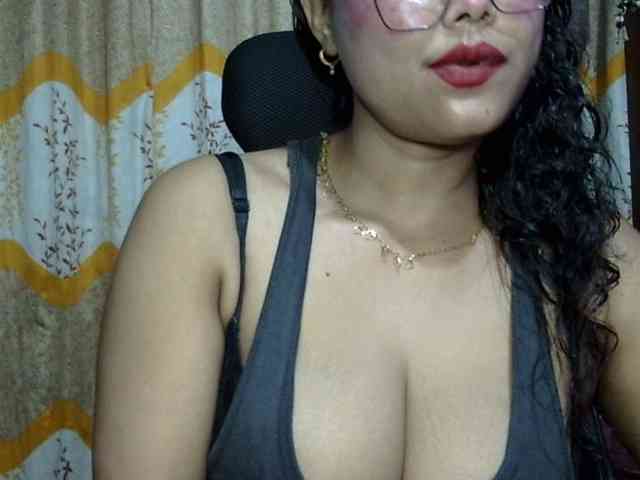 Nusrat-Mimi webcam
