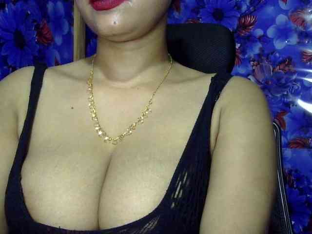Nusrat-Mimi webcam