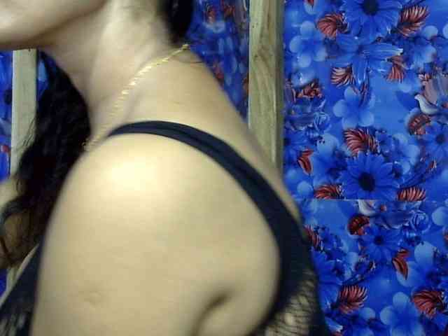 Nusrat-Mimi webcam