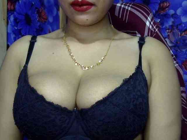 Nusrat-Mimi webcam