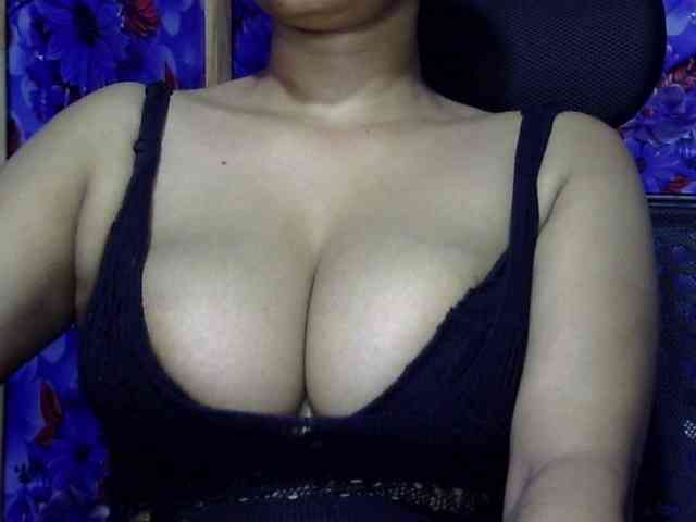 Nusrat-Mimi webcam