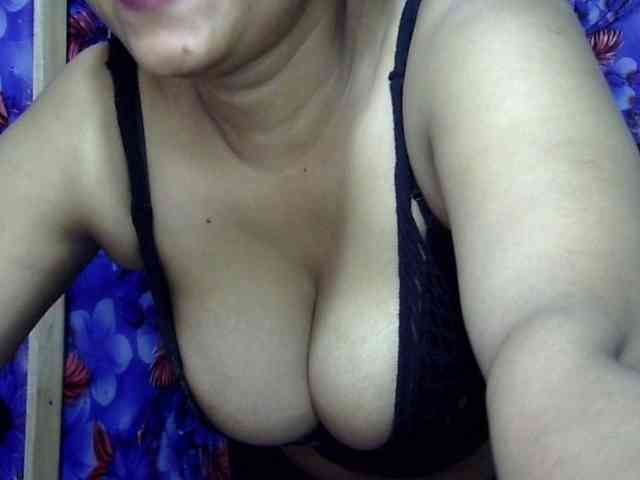 Nusrat-Mimi webcam