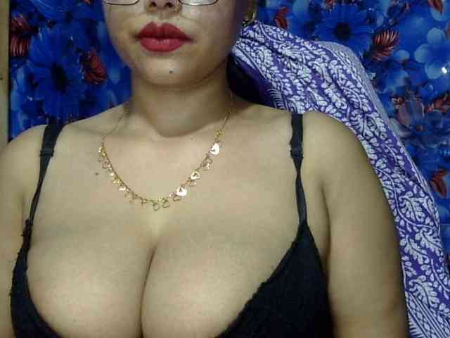 Nusrat-Mimi webcam
