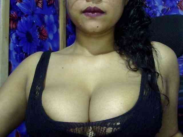 Nusrat-Mimi webcam