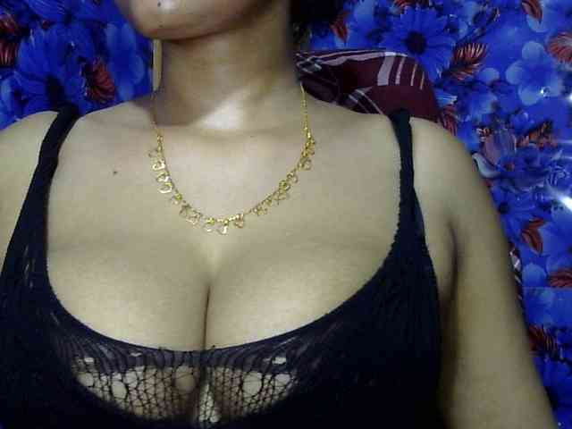 Nusrat-Mimi webcam