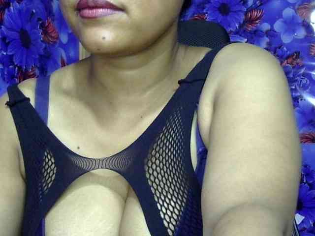 Nusrat-Mimi webcam