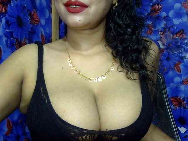 Nusrat-Mimi webcam