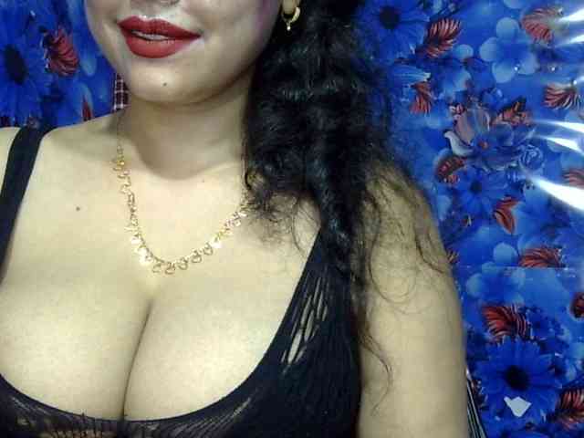 Nusrat-Mimi webcam