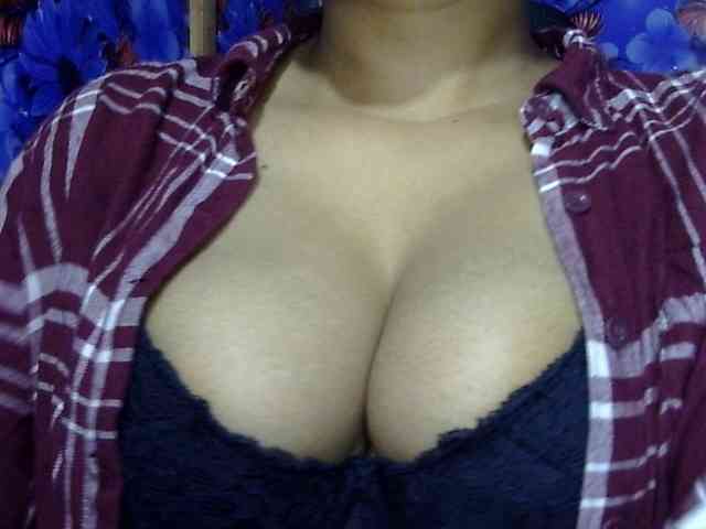 Nusrat-Mimi webcam