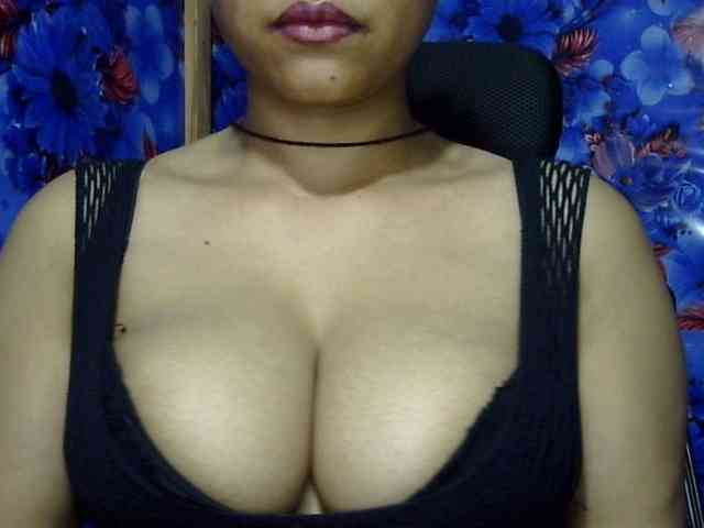 Nusrat-Mimi webcam