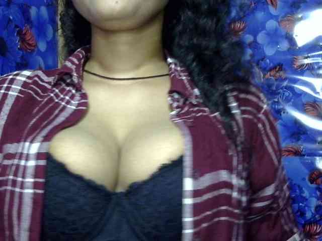 Nusrat-Mimi webcam