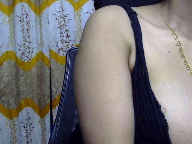 Nusrat-Mimi webcam
