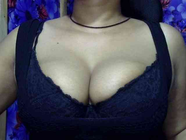 Nusrat-Mimi webcam