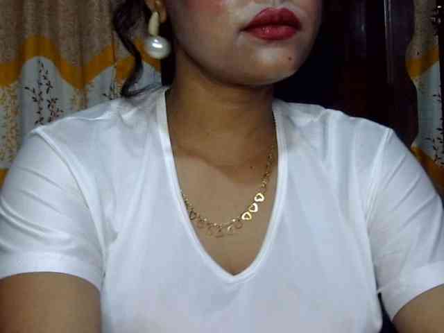 Nusrat-Mimi webcam
