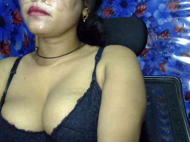 Nusrat-Mimi webcam