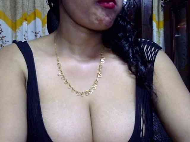 Nusrat-Mimi webcam