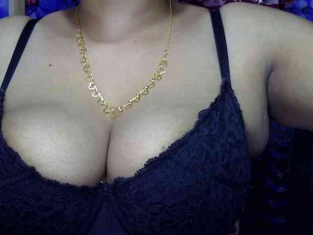 Nusrat-Mimi webcam
