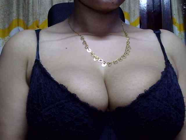 Nusrat-Mimi webcam