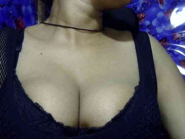 Nusrat-Mimi webcam