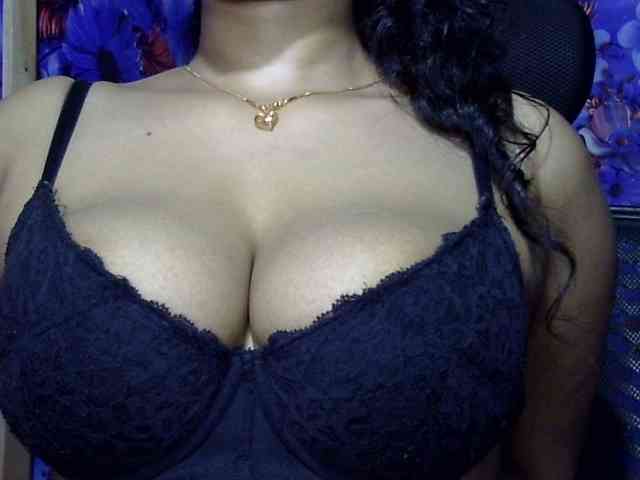 Nusrat-Mimi webcam