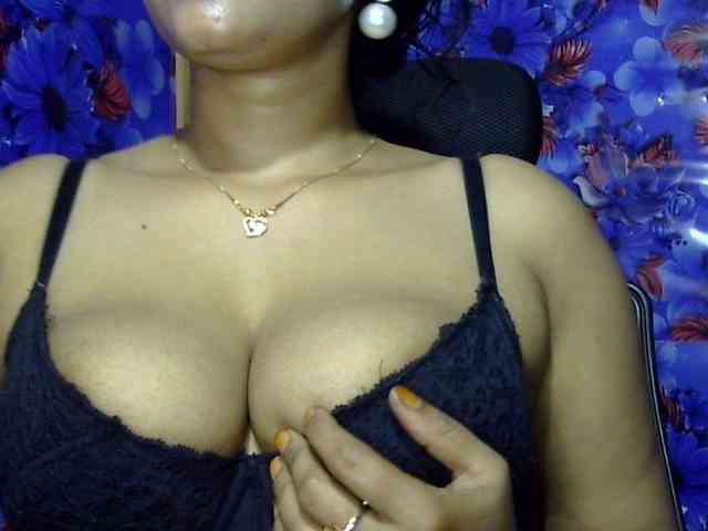 Nusrat-Mimi webcam