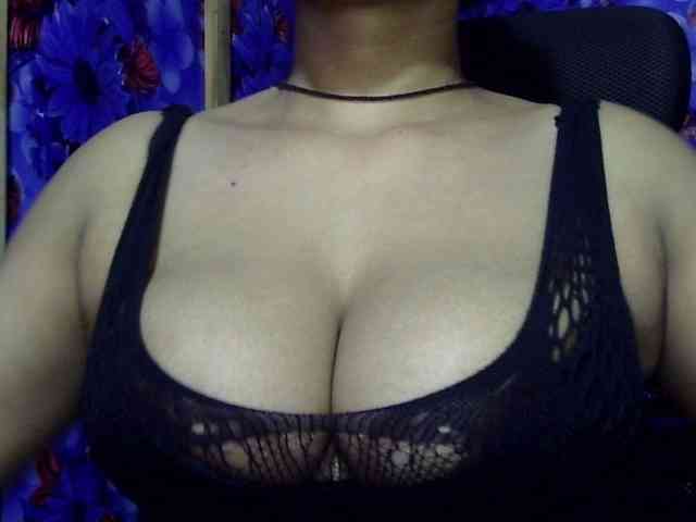 Nusrat-Mimi webcam