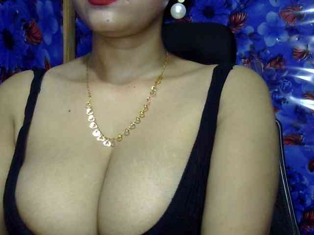 Nusrat-Mimi webcam