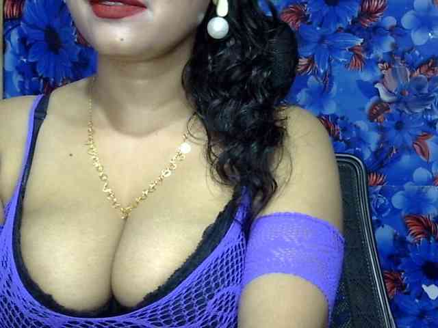 Nusrat-mimi's cam show statistics and live stream