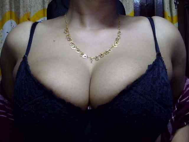 Nusrat-Mimi webcam