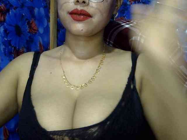 Nusrat-Mimi webcam