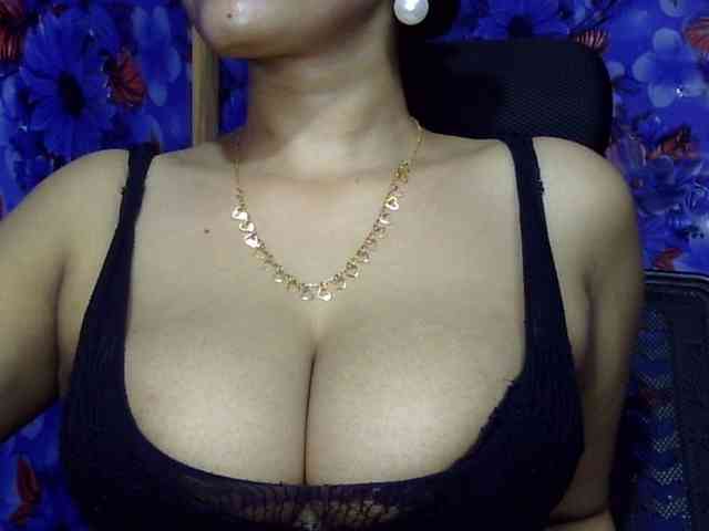 Nusrat-Mimi webcam