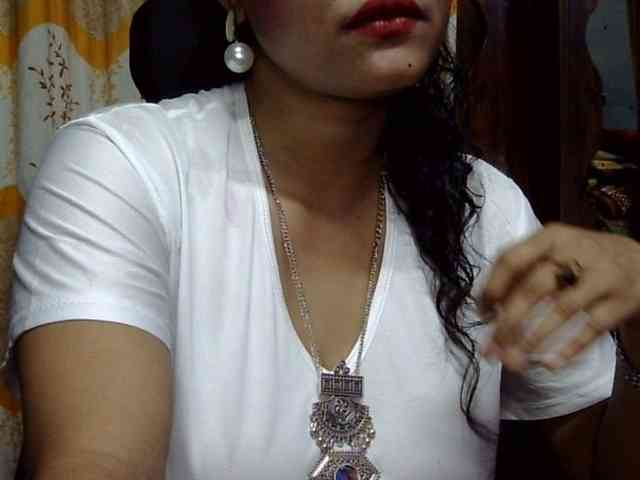 Nusrat-Mimi webcam