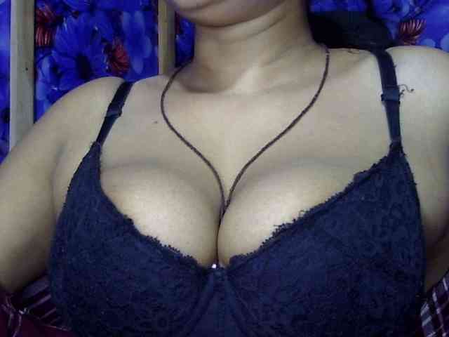 Nusrat-Mimi webcam