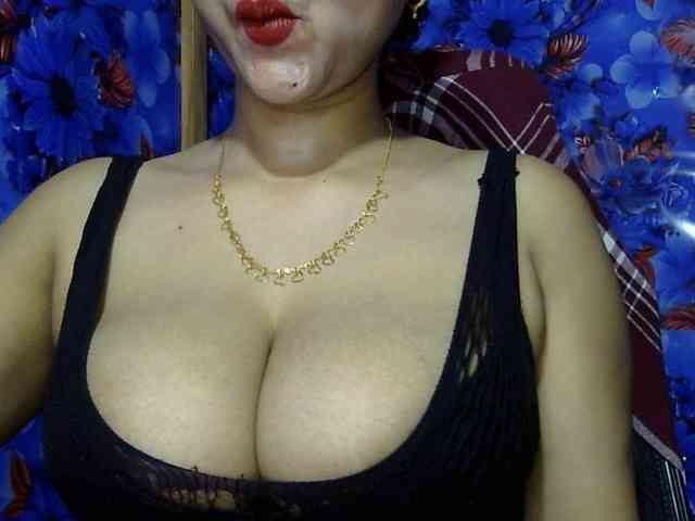 Nusrat-Mimi webcam