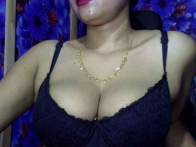 Nusrat-Mimi webcam