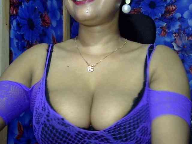 Nusrat-Mimi webcam