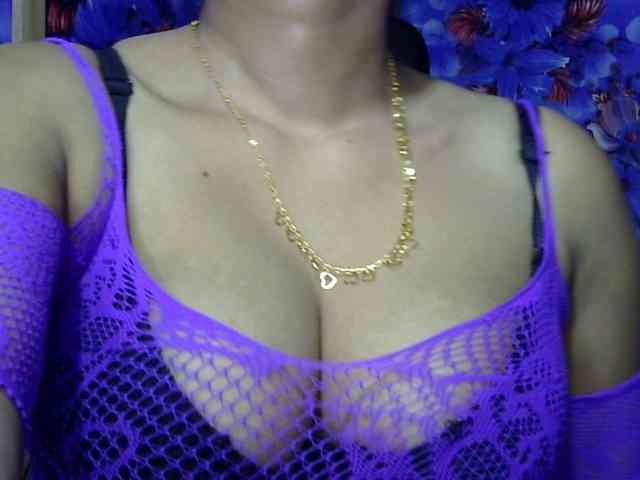 lima11 Live Webcam on BongaCams