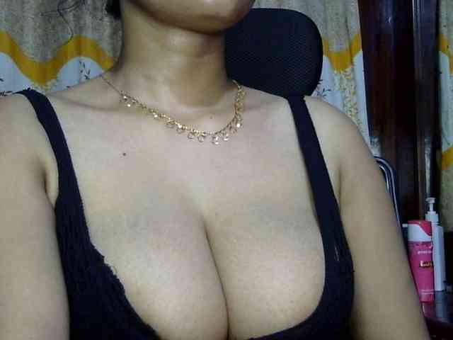Nusrat-Mimi webcam