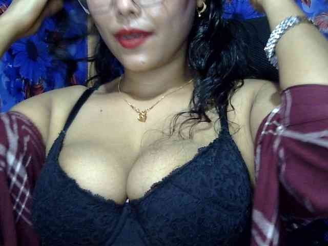 Nusrat-Mimi webcam
