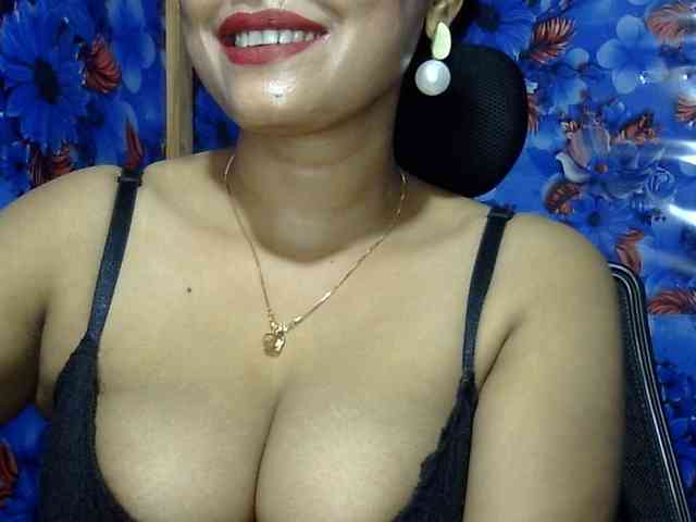Nusrat-Mimi webcam