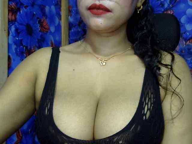 Nusrat-Mimi webcam