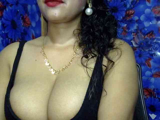 Nusrat-Mimi webcam