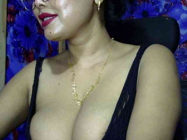 Nusrat-Mimi webcam