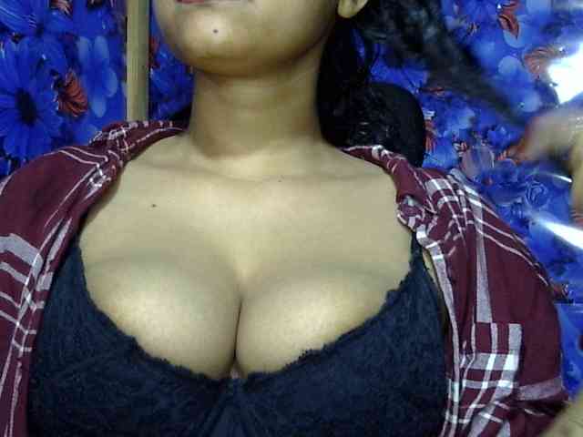 Nusrat-Mimi webcam